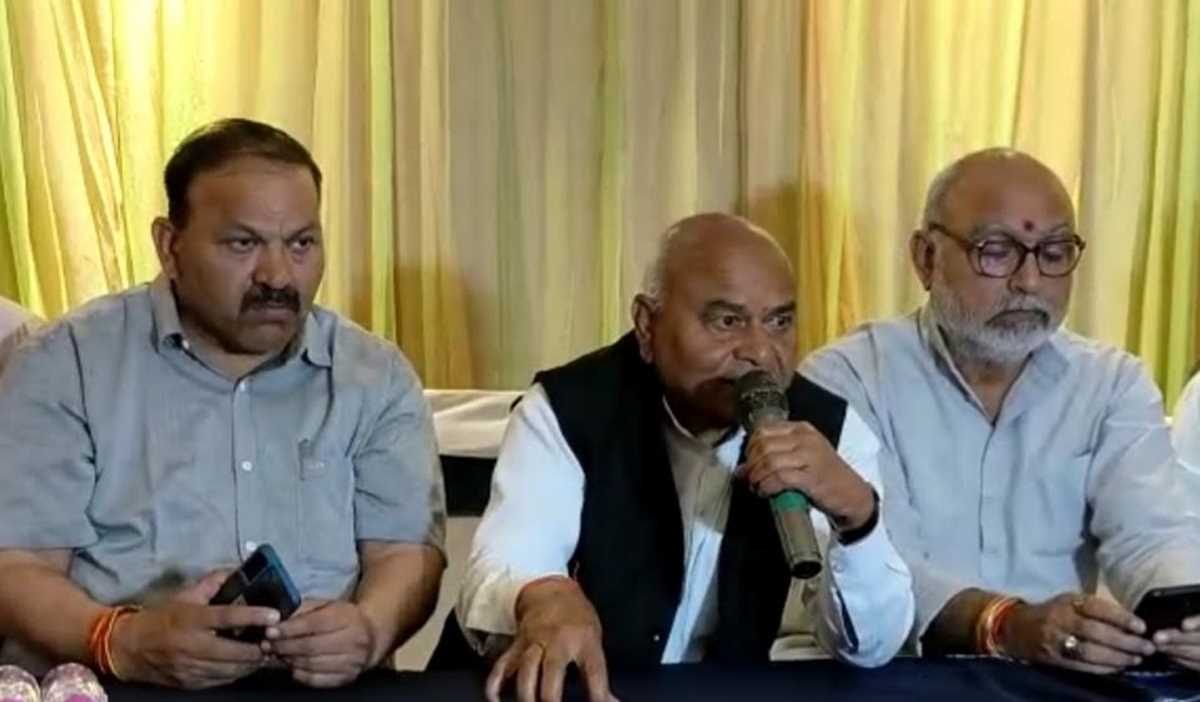 नेता प्रतिपक्ष ने राजा पटेरिया का मोदी की हत्या वाला बयान दोहराया